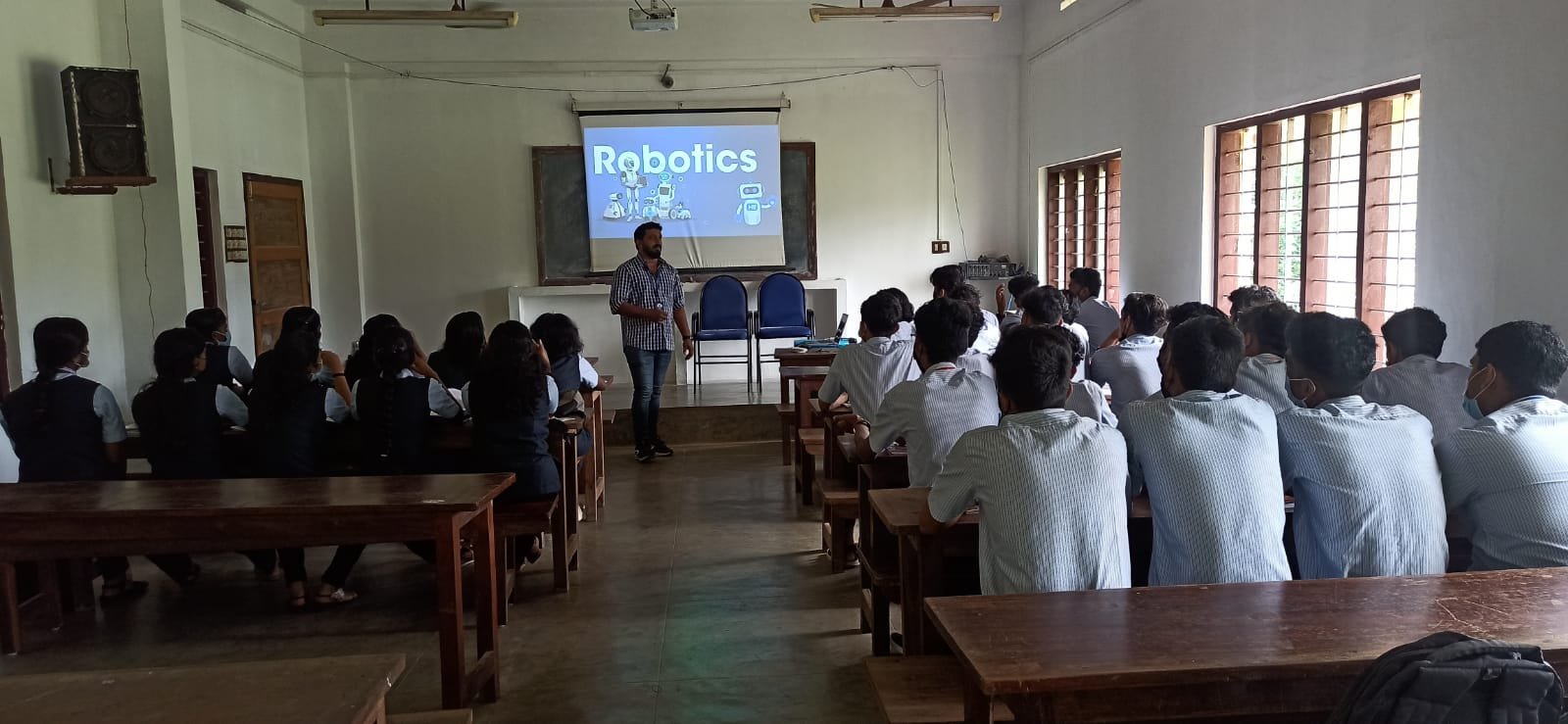 srishti campus TOMS COLLEGE’S BCA BATCH ATTENDS A TWO-DAY WORKSHOP ON SOFTWARE TECHNOLOGIES trivandrum